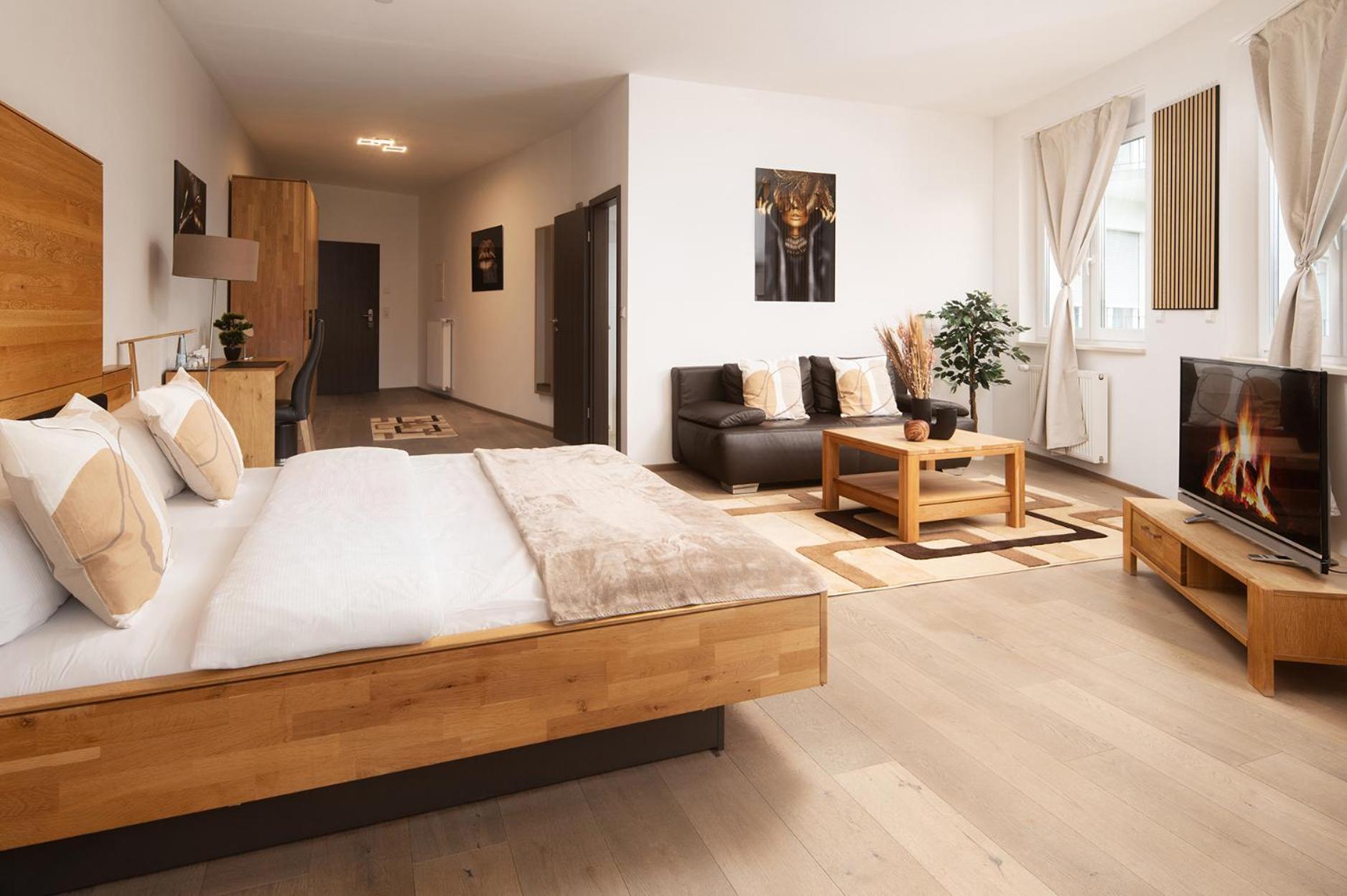 Hotel Vier Jahreszeiten An Der Therme & Kliniken Bad Krozingen Naehe Freiburg & Schwarzwald Ideal Fuer Wellness Kur & Business Ausfluege 24H Check In- Wlan & Parken Gratis Екстериор снимка